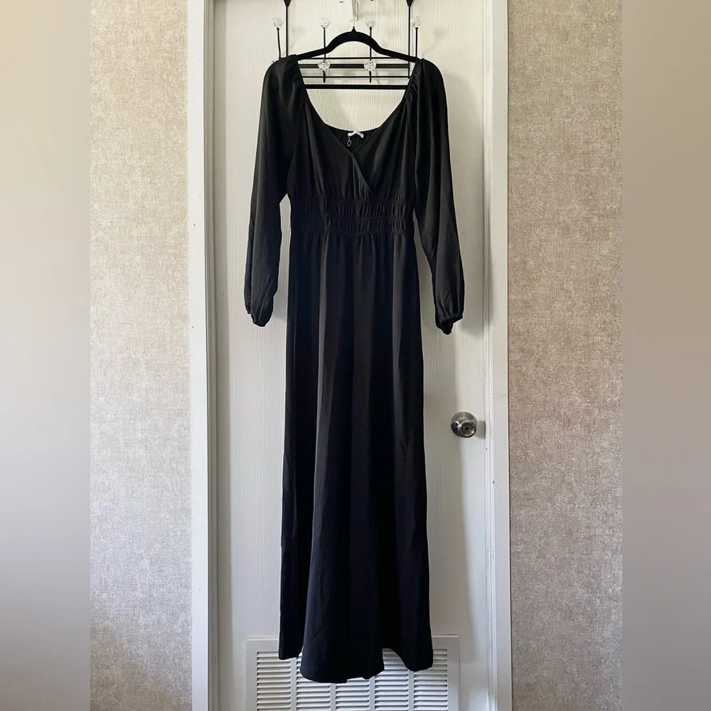 Mittoshop Classic Black Jumpsuit with Pockets